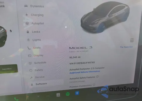 2018 Tesla Model 3 Long Range/Mid Range from USA, damaged, VIN 5YJ3E1EA0JF165765